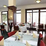 Royal Hotel 4*