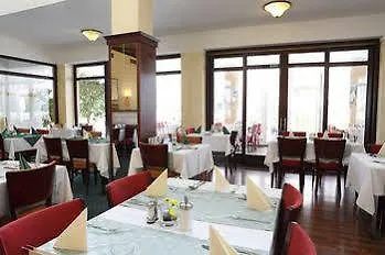 Royal Ξενοδοχείο 4*
