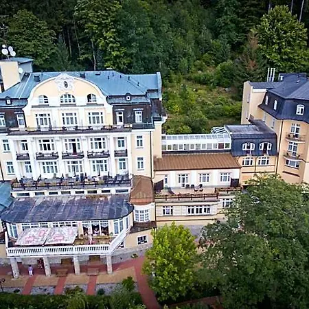 Hotel Royal