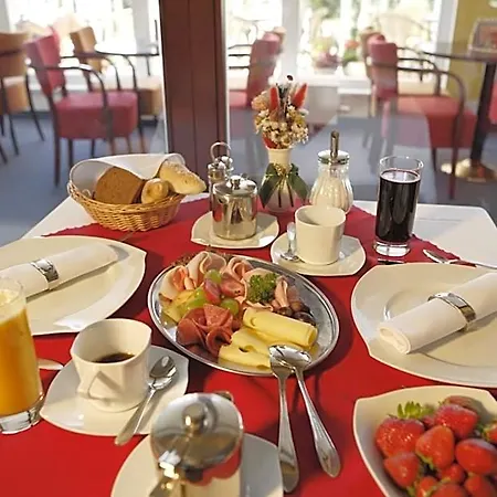 Ξενοδοχείο Royal 4*